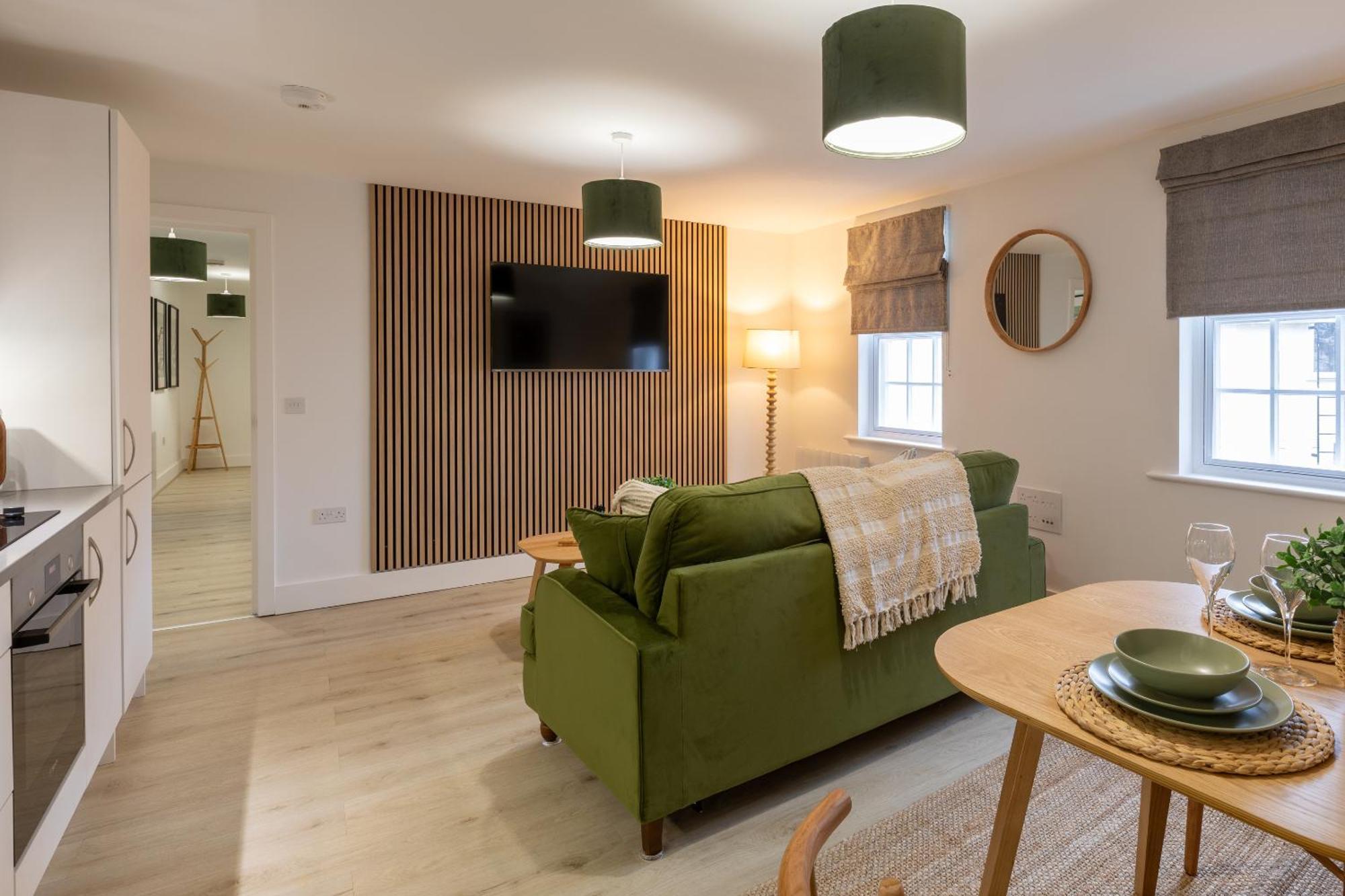 Carlton Crescent- Free Evening Parking Apartment *